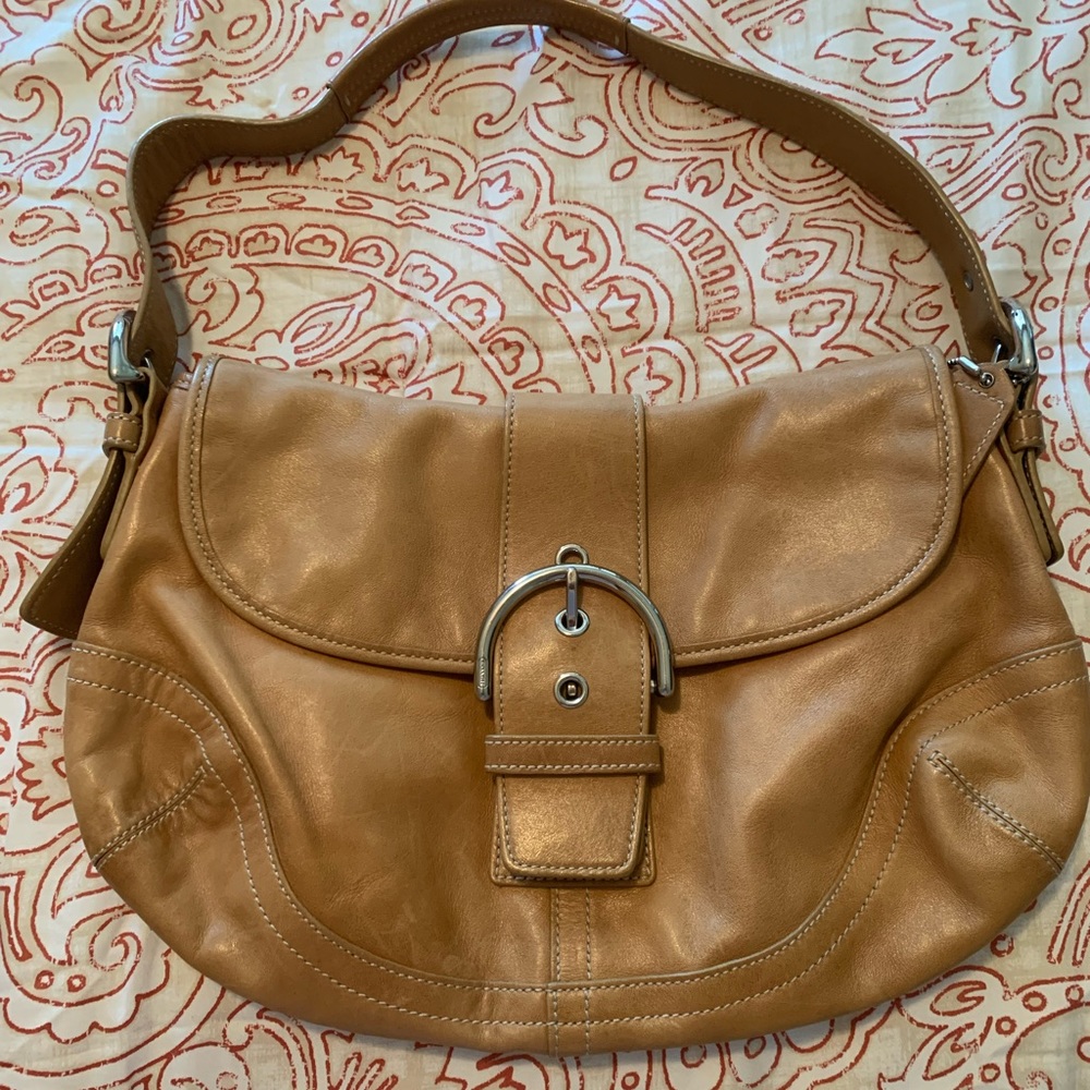 Coach leather shoulder bag